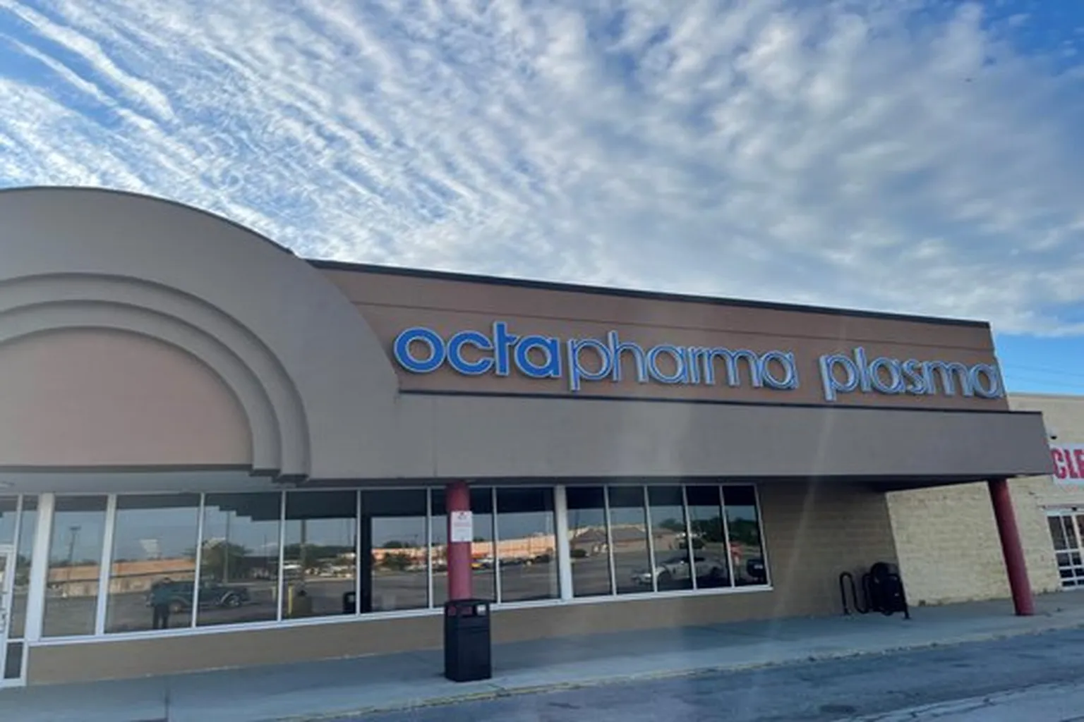 Octapharma Plasma Lansing in Lansing, Illinois