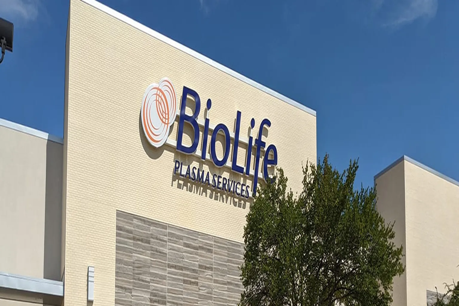 BioLife Plasma Services Arlington in Arlington, Texas - Main Image