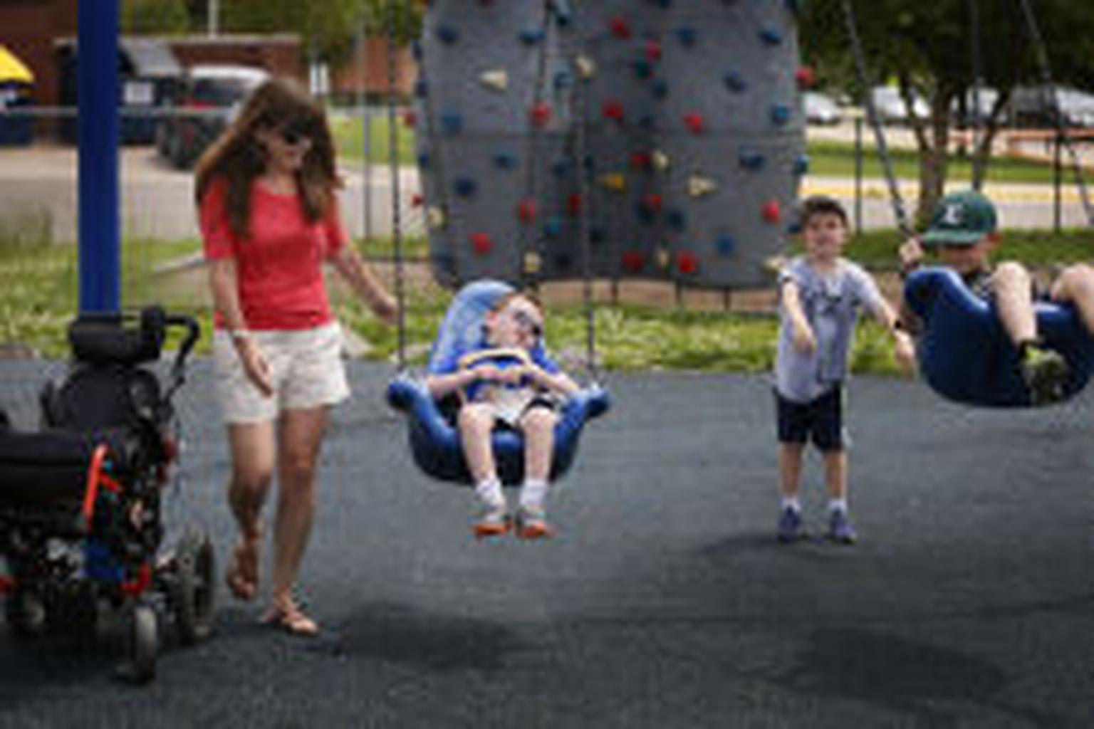 shop.main_image.alt, shop.name shop.address additional images - Image 1