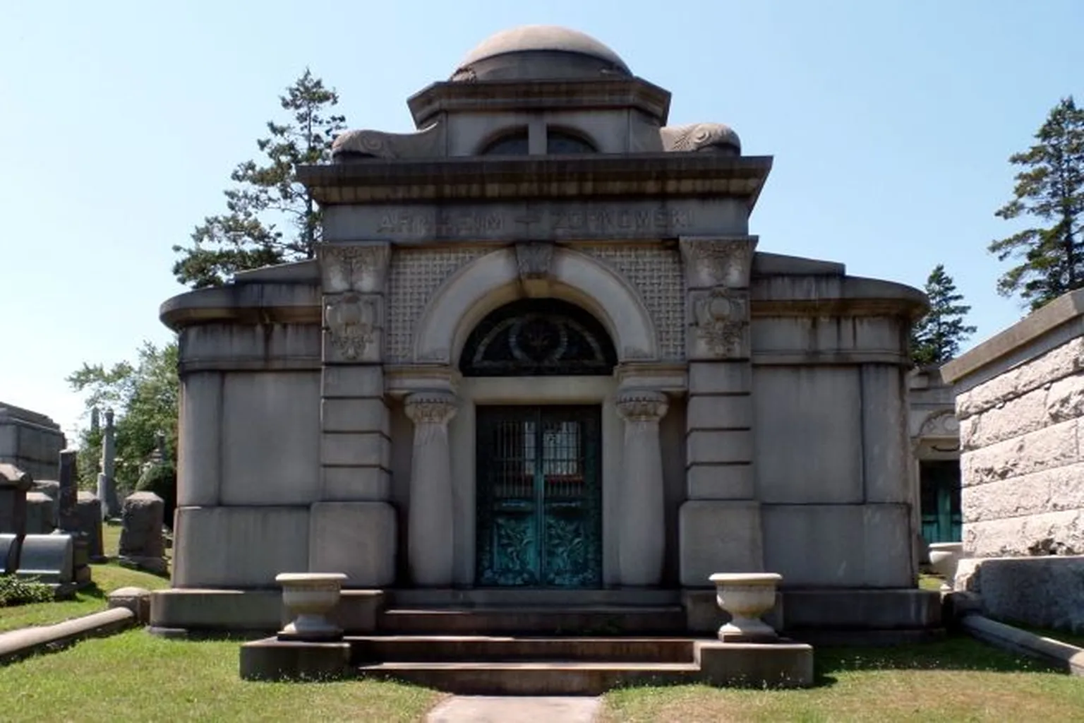 Beth Olam Cemetery in Brooklyn, New York
