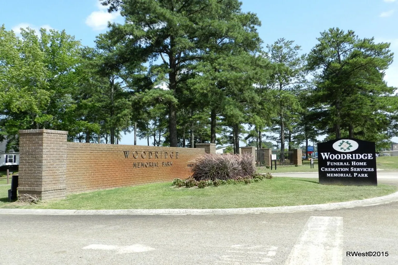 Woodridge Memorial Park in Lexington, South Carolina