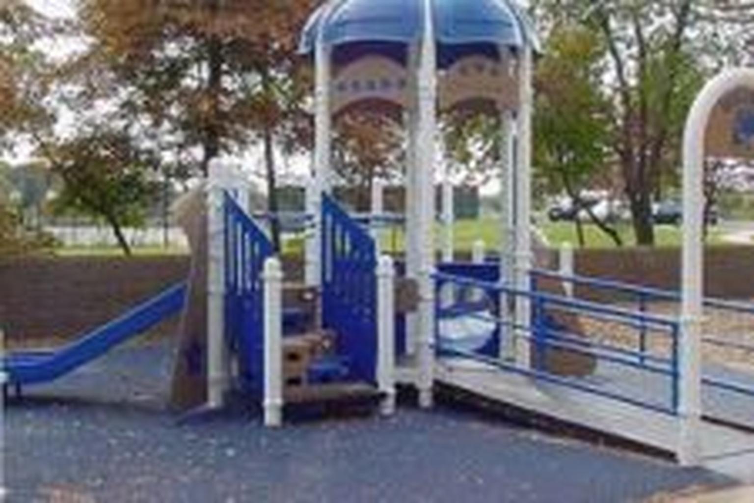 Lake Seneca Elementary School in Germantown, Maryland, playground