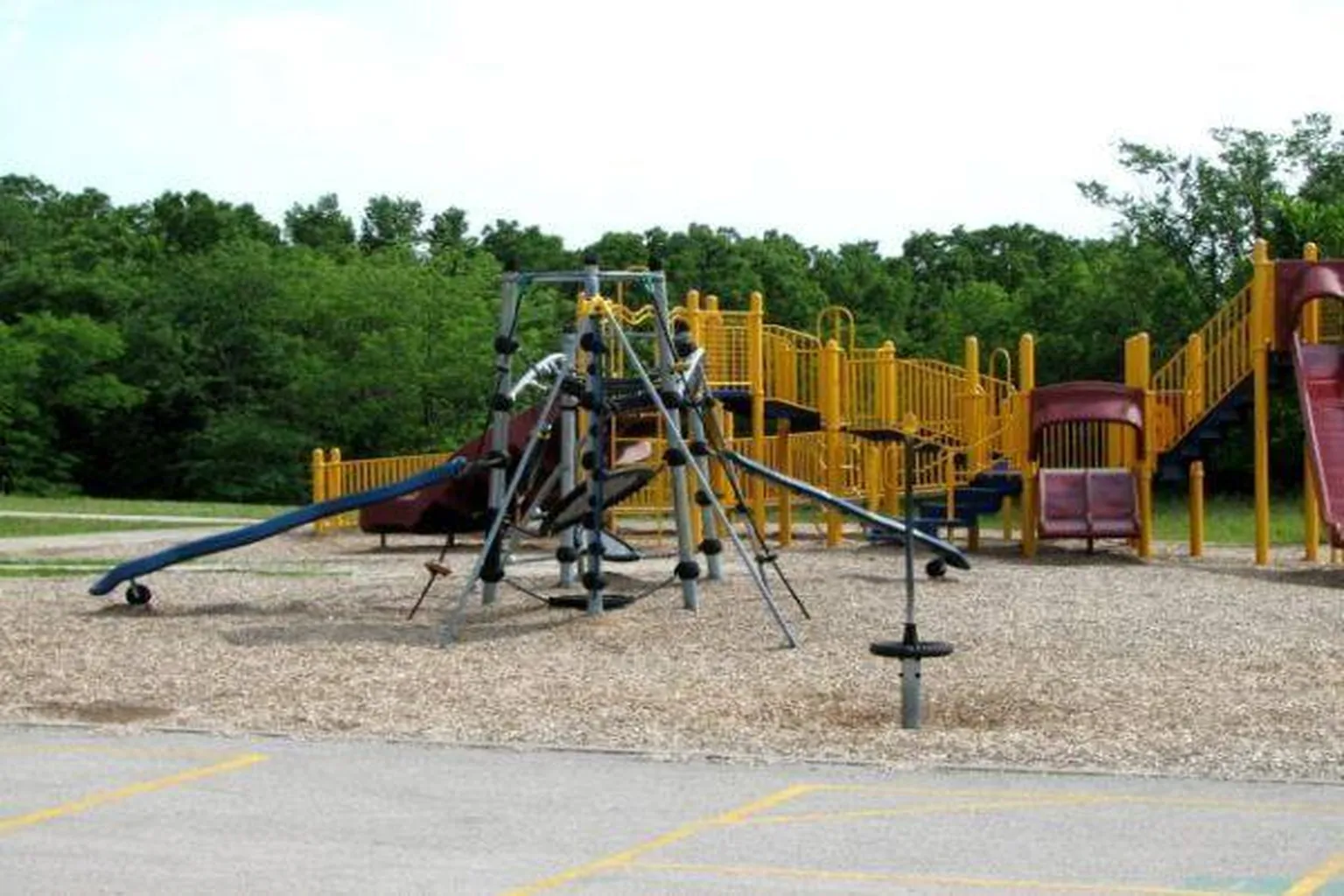 Hawthorn Hill Elementary School in Lee\’s Summit, Missouri