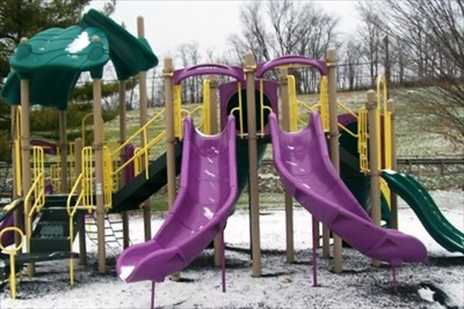 Hendersonville Green in Cecil Township Beach, Pennsylvania