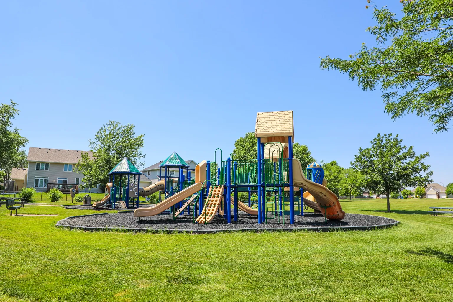 Pointe Vista Loop in Johnston Central, Iowa