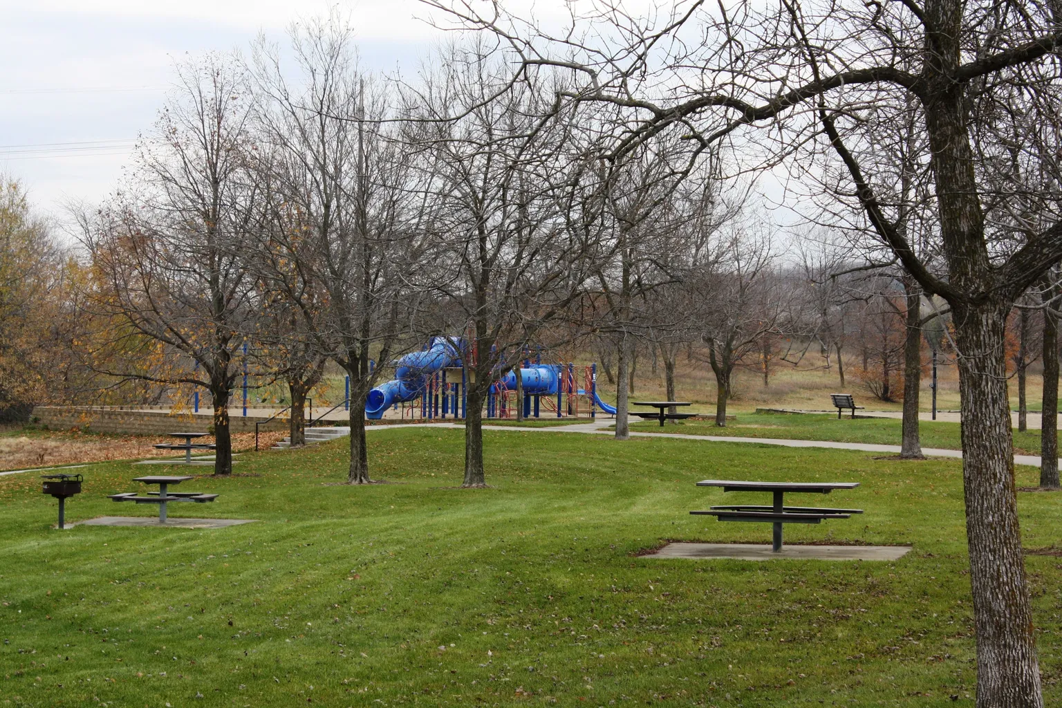 Lac Lavon Zone in Burnsville North, Minnesota