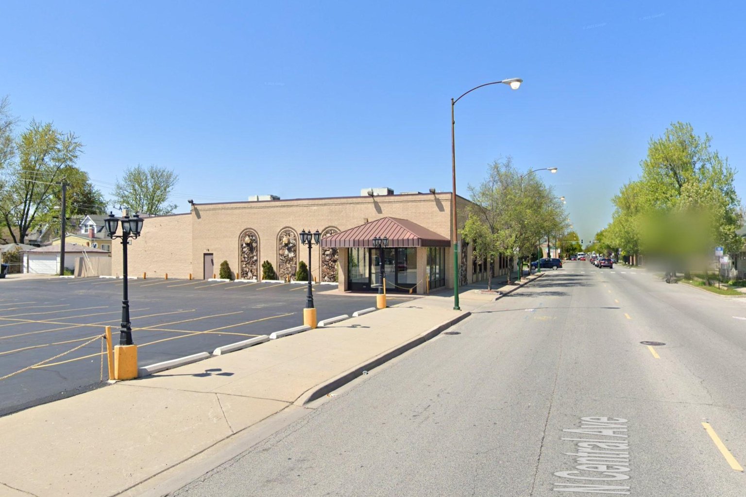Grifols Plasma Center Chicago in Chicago, Illinois - Image 1