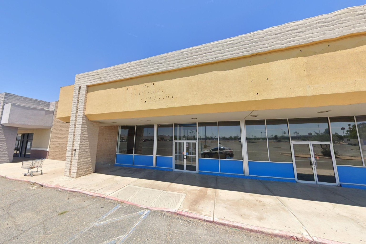 CSL Plasma Yuma in Yuma, Arizona - Image 1
