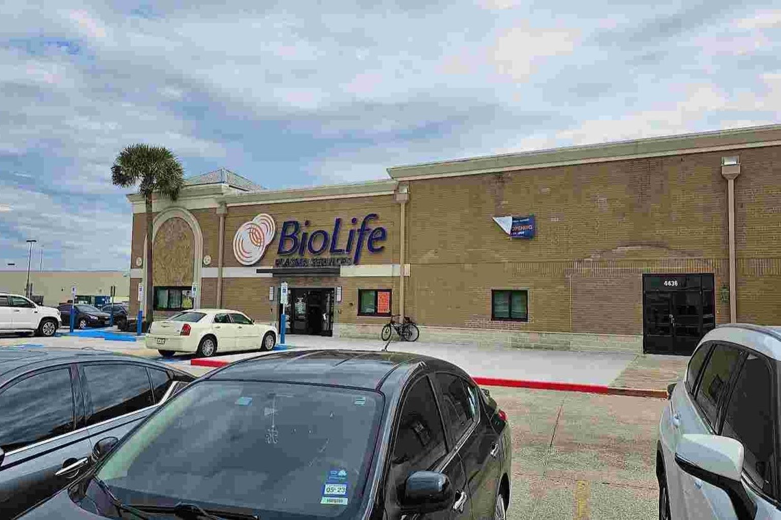 BioLife Plasma Services Beaumont in Beaumont, Texas - Image 1