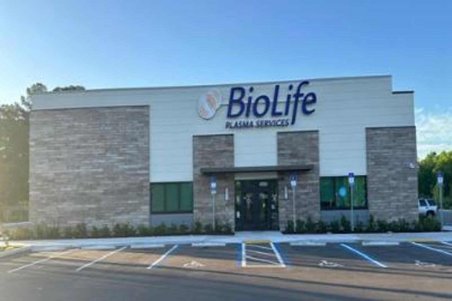 BioLife Plasma Services Jacksonville in Jacksonville, Florida - Main Image