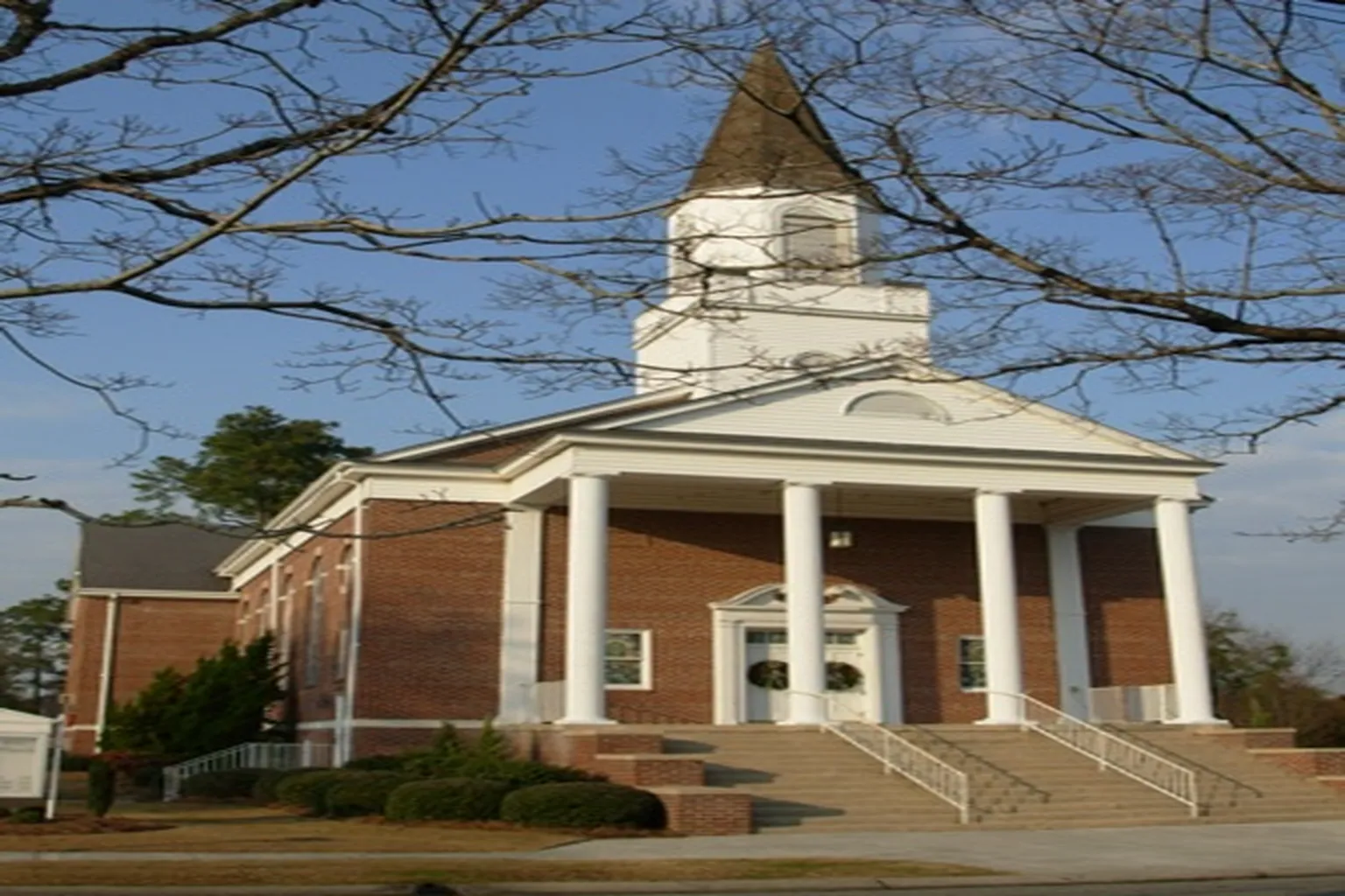 Rose Hill Baptist Church in De Queen, Arkansas
