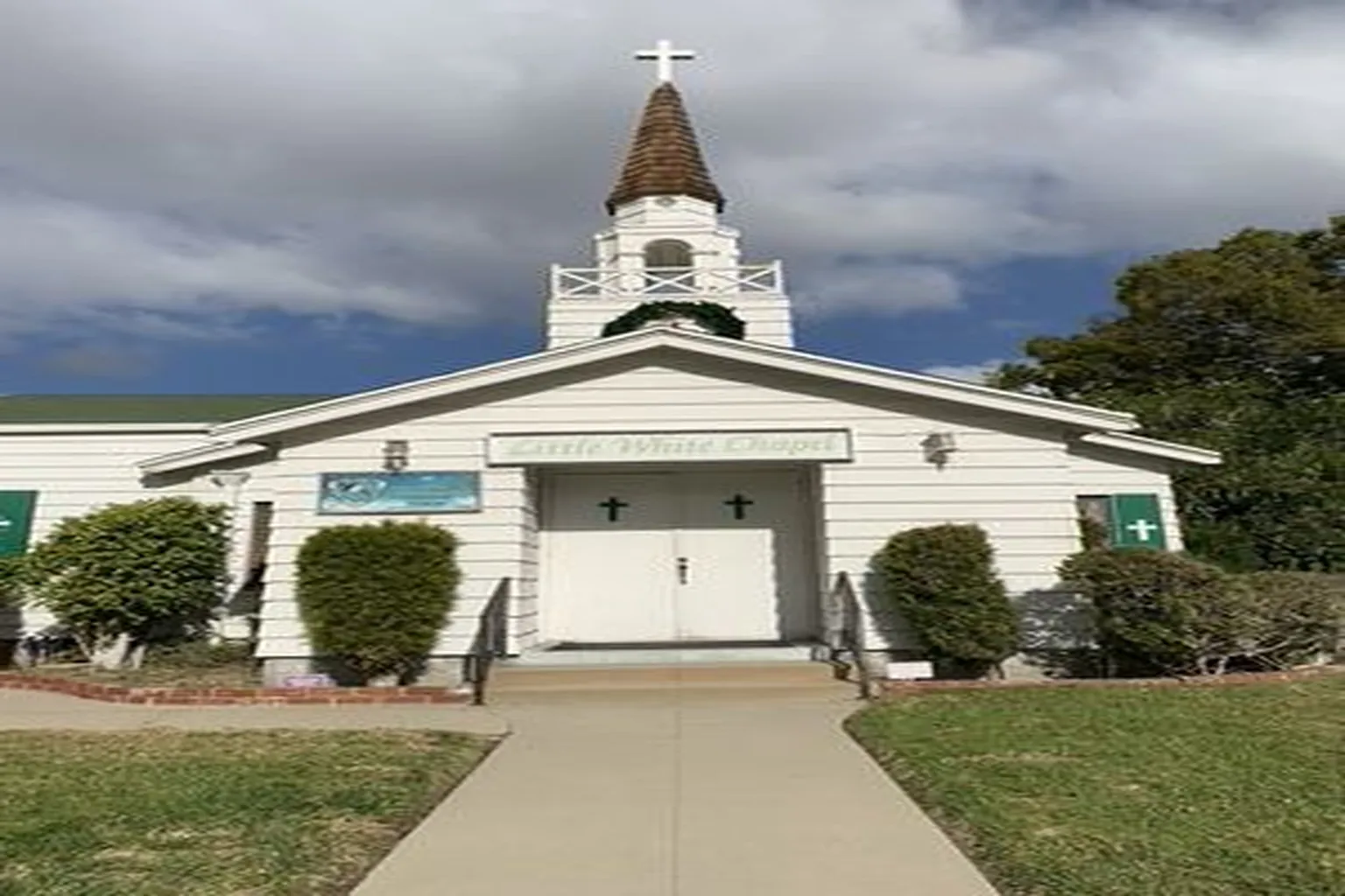 Little White Chapel in Burbank, California