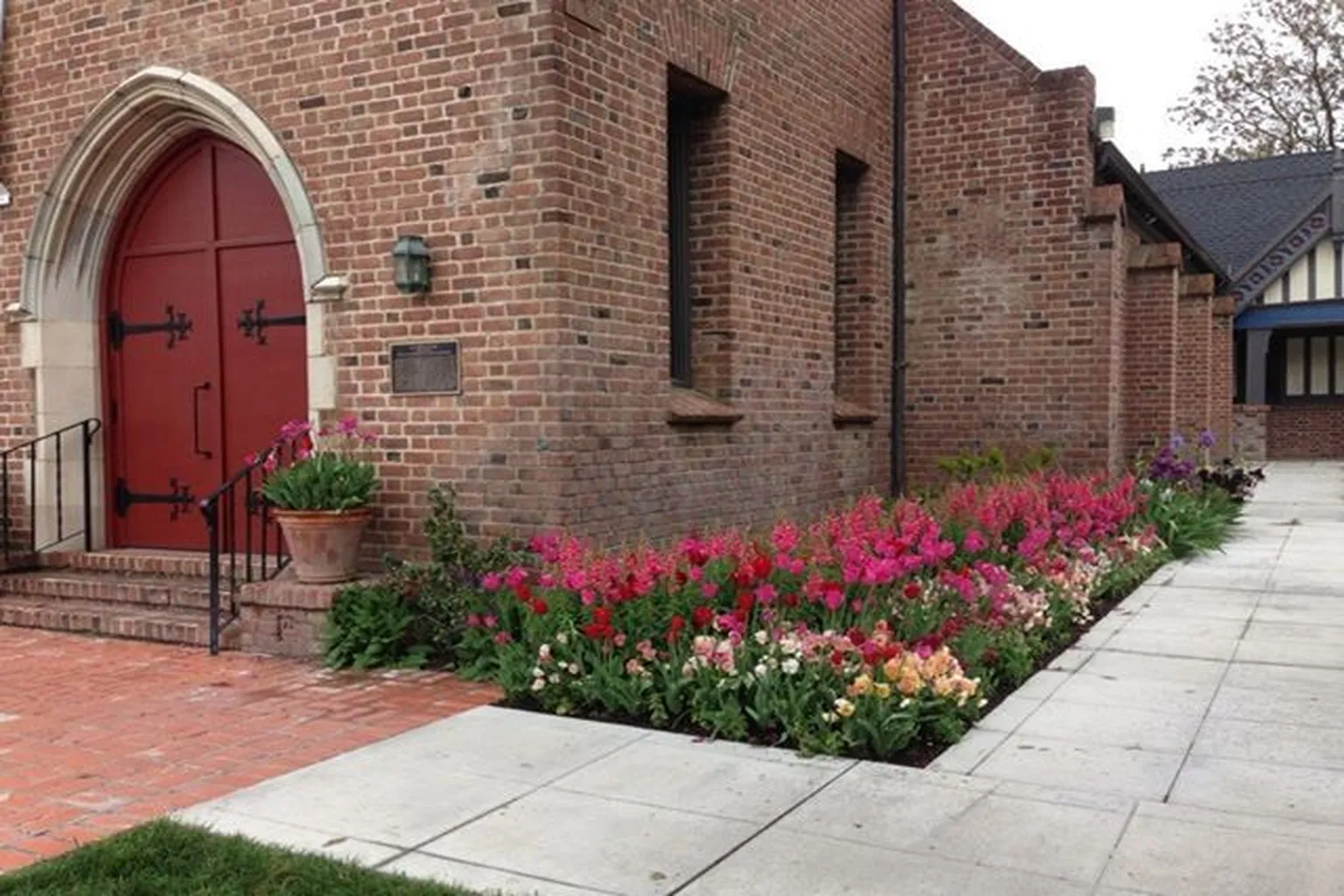 St Luke's Episcopal Church in Woodland, California