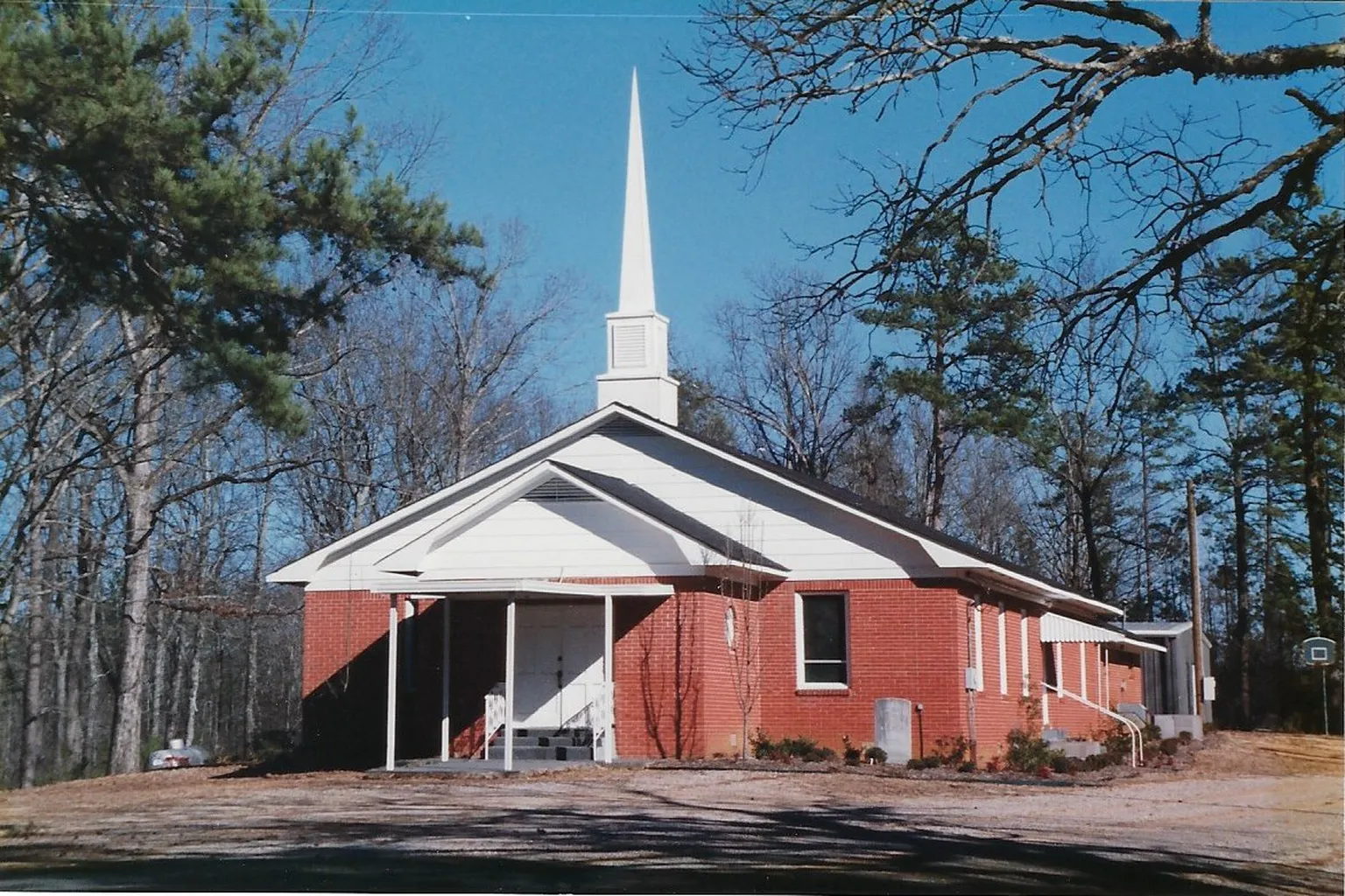 Reeves Station Baptist in Calhoun, Georgia - Main Image