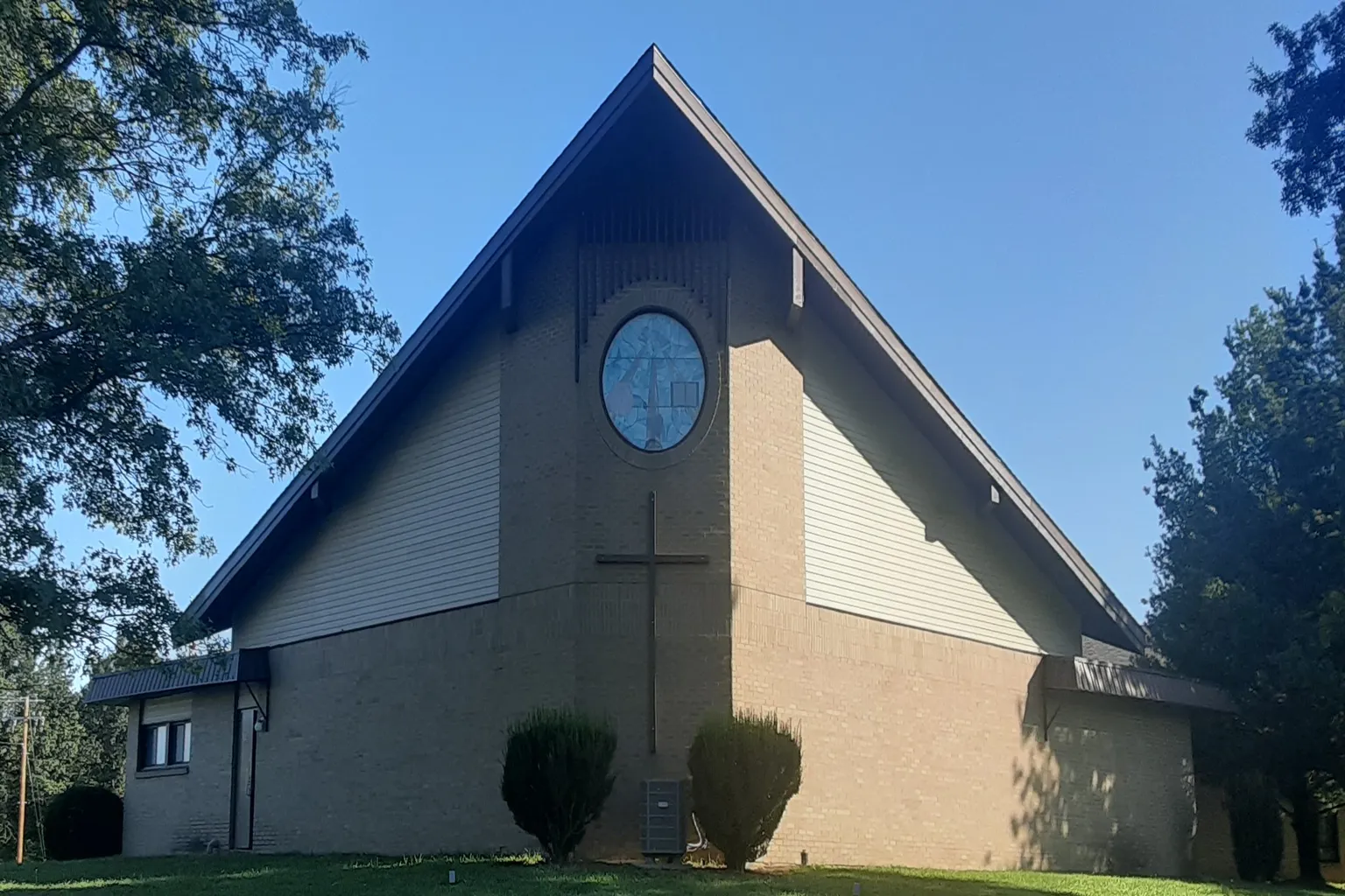 Zion Lutheran Church in Bolivar, Missouri