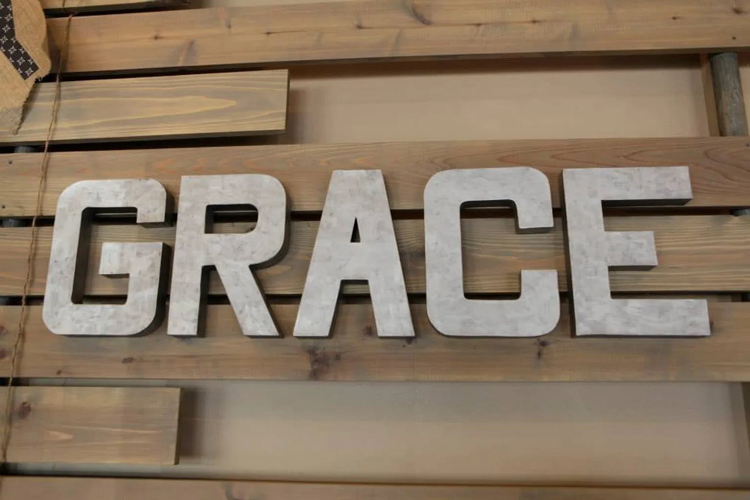 Grace Bible Church Of Bend in Bend, Oregon