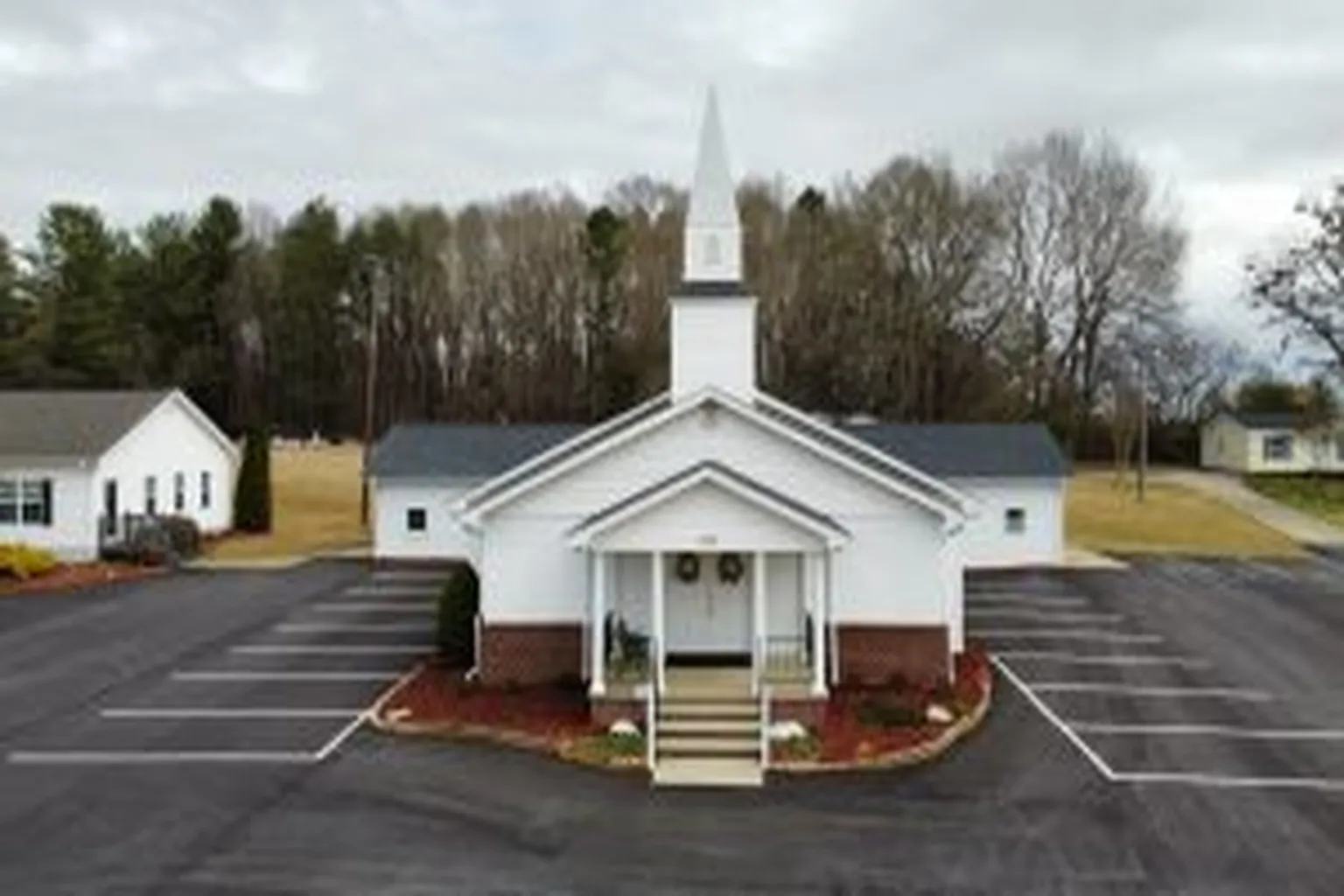Fellowship Baptist Church in Campobello, South Carolina - Main Image