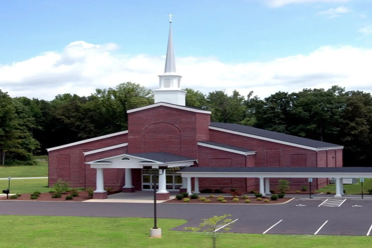 Bethel Baptist Church in Jacksboro, Tennessee