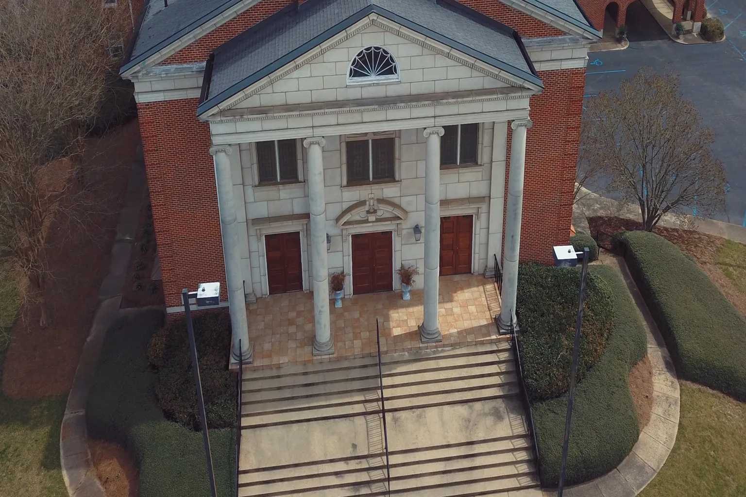 Louisville First Baptist Church in Louisville, Tennessee