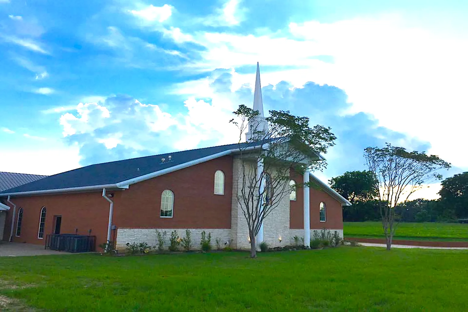 Willow Springs Baptist Church in Alvarado, Texas