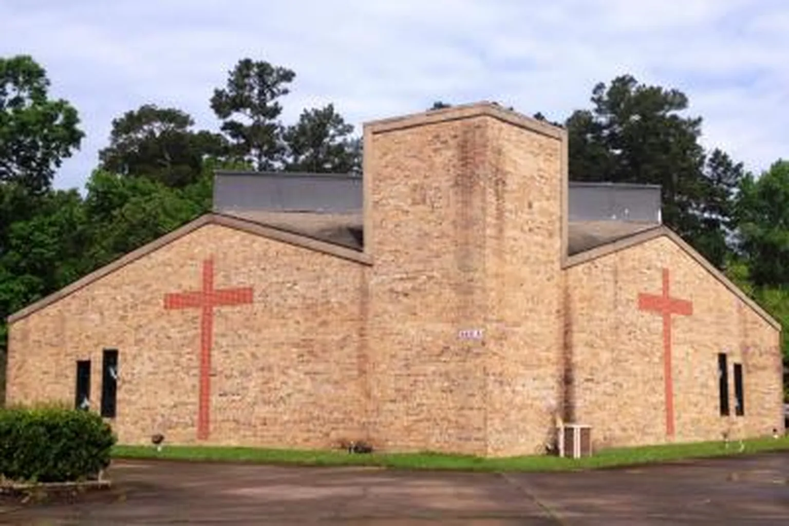 Forestwood Baptist Church in New Caney, Texas - Main Image