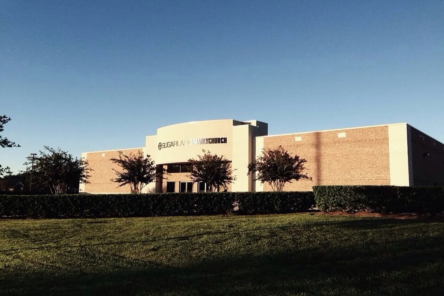 Sugar Land Family Church in Sugar Land, Texas