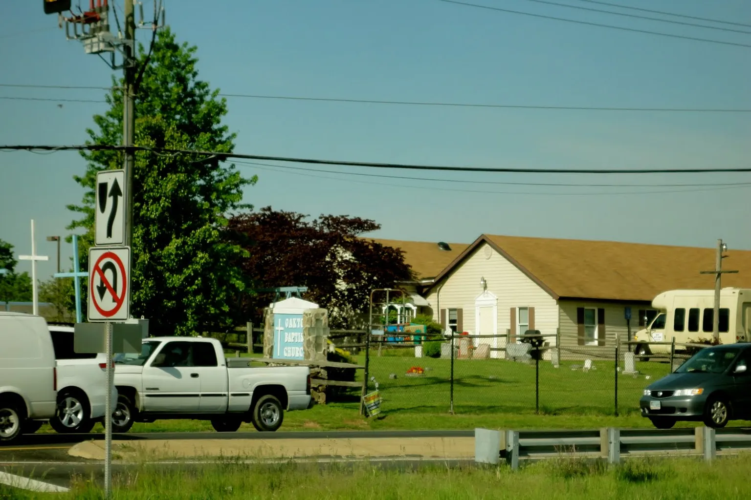 Oakton Baptist Church Of Chantilly in Fairfax, Virginia
