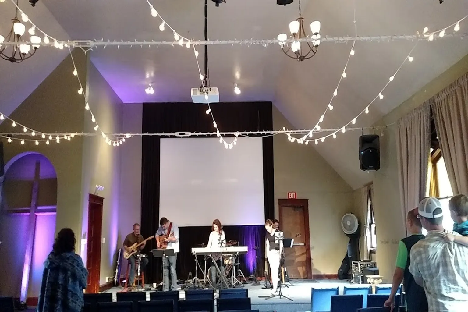 Adventure Community Church in Duvall, Washington - Main Image