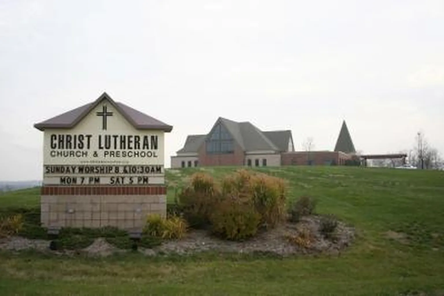 Christ Evangelical Lutheran Church in Pewaukee, Wisconsin