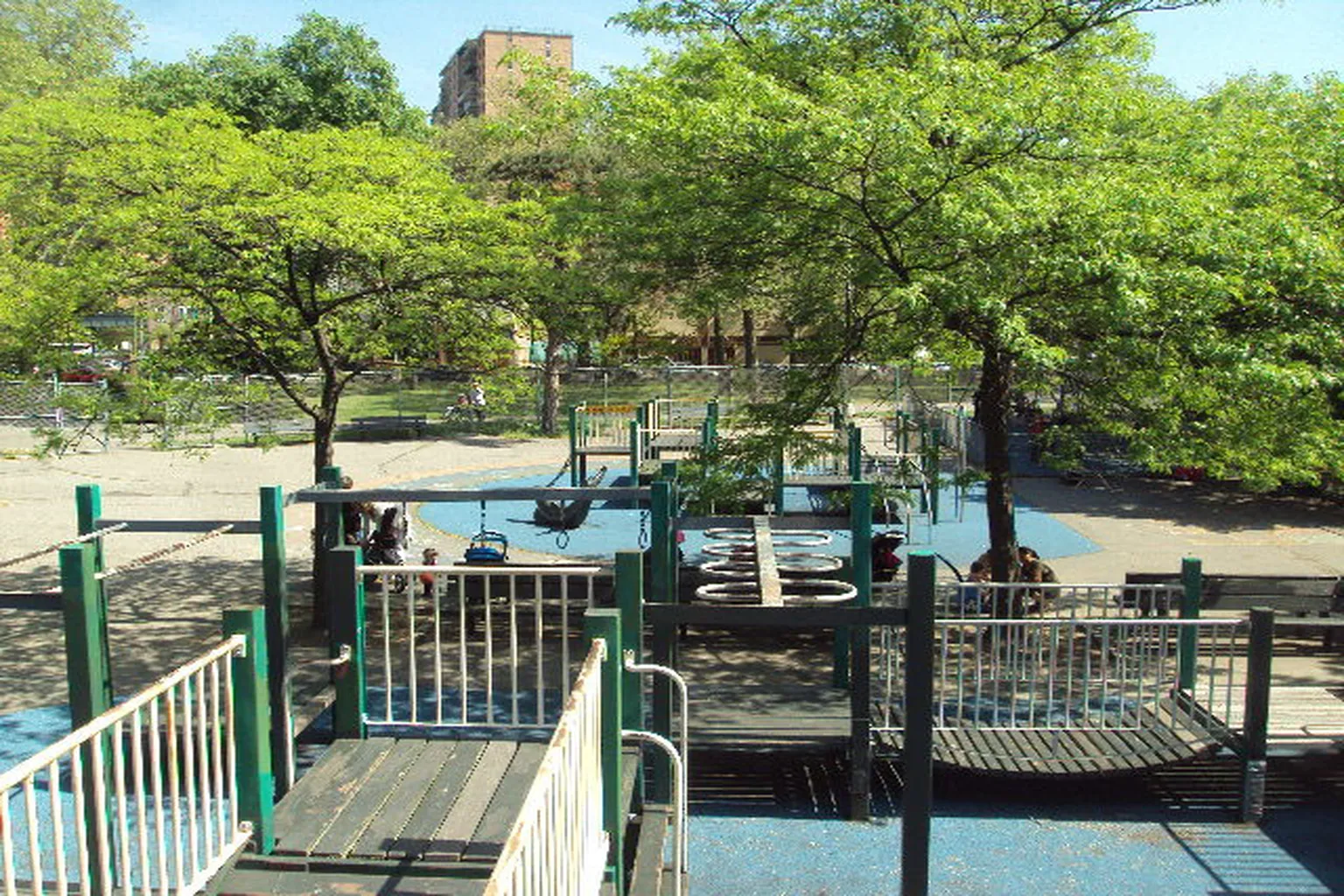 Asser Levy Park Off Leash Dog Area (Seaside Park) in New York City, New York