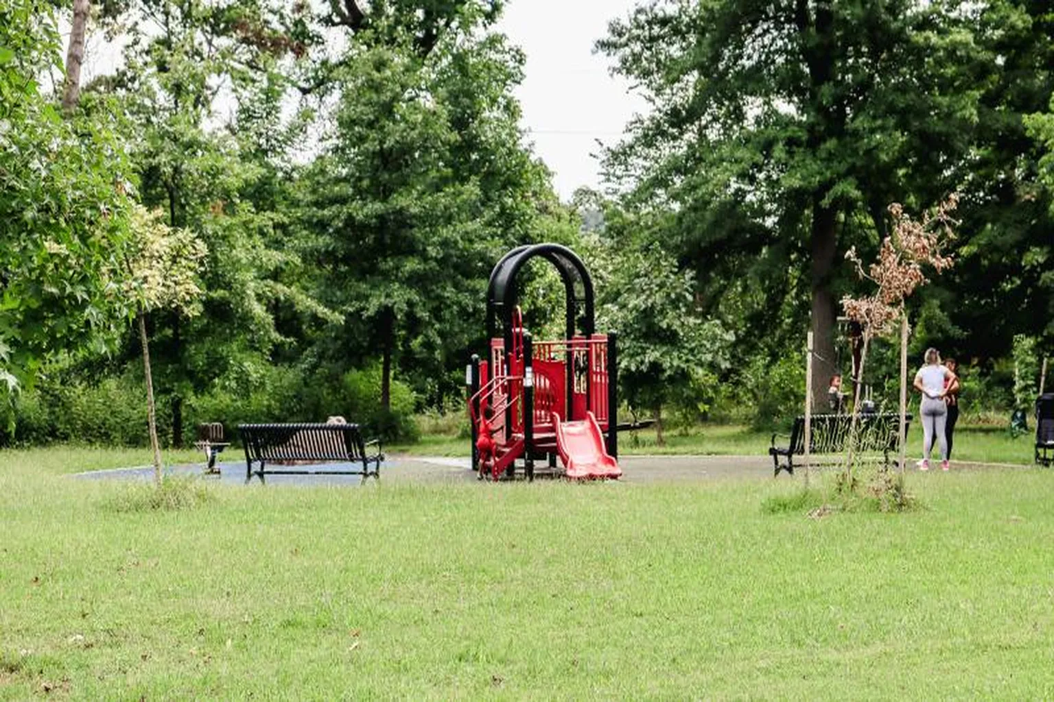 Tarleton Park Dog Run Area in Alexandria, Virginia