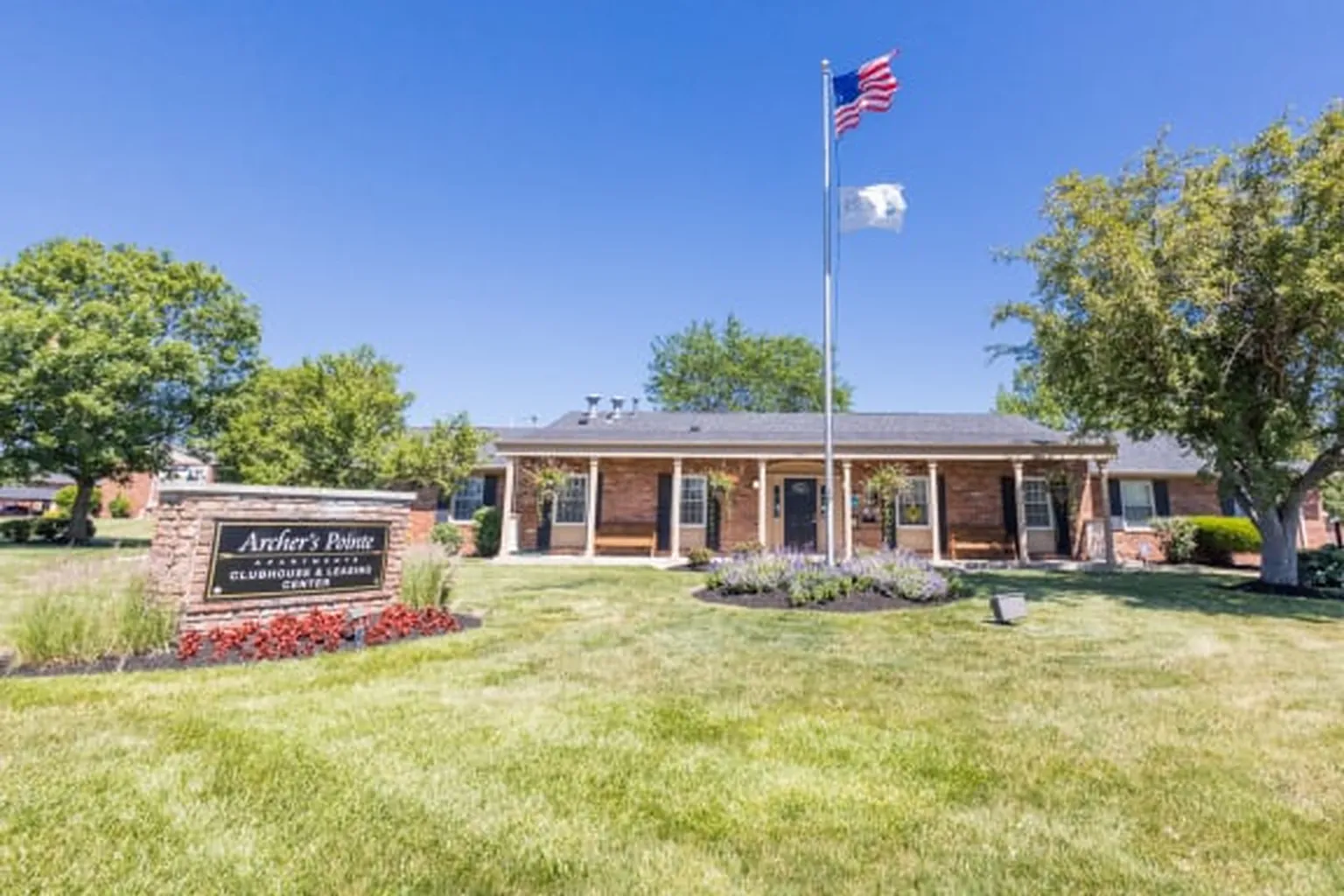 Archer's Pointe Apartments Bark Park in Fort Wayne, Indiana - Main Image