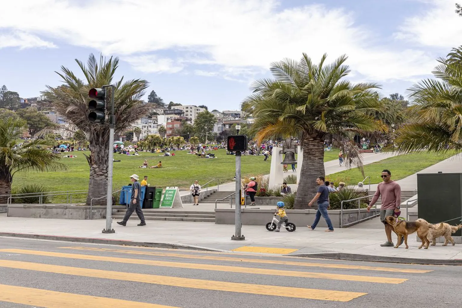 Dolores Park Off Leash Dog Area in San Francisco, California